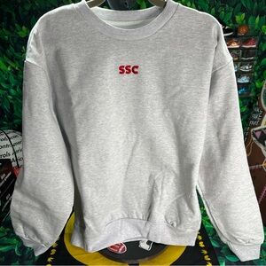 SoHo Ski Club Light Gray Sweatshirt Size Medium NWT